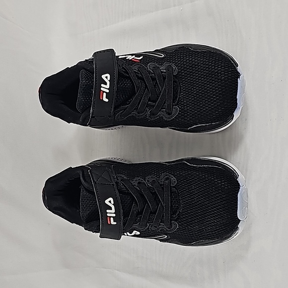 Fila Kids Sneakers - Picture 1 of 7